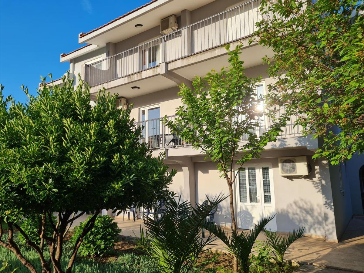 Apartments Macaso Bar Exterior photo