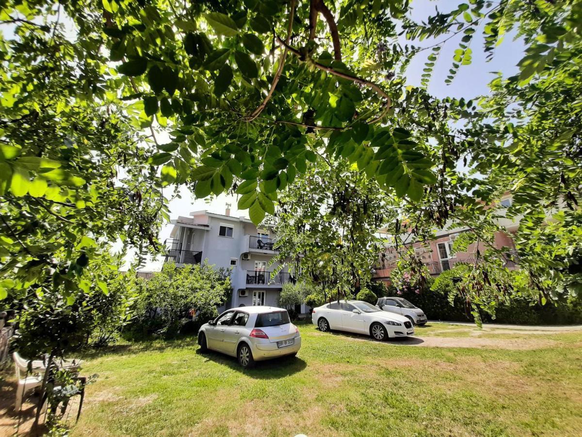 Apartments Macaso Bar Exterior photo