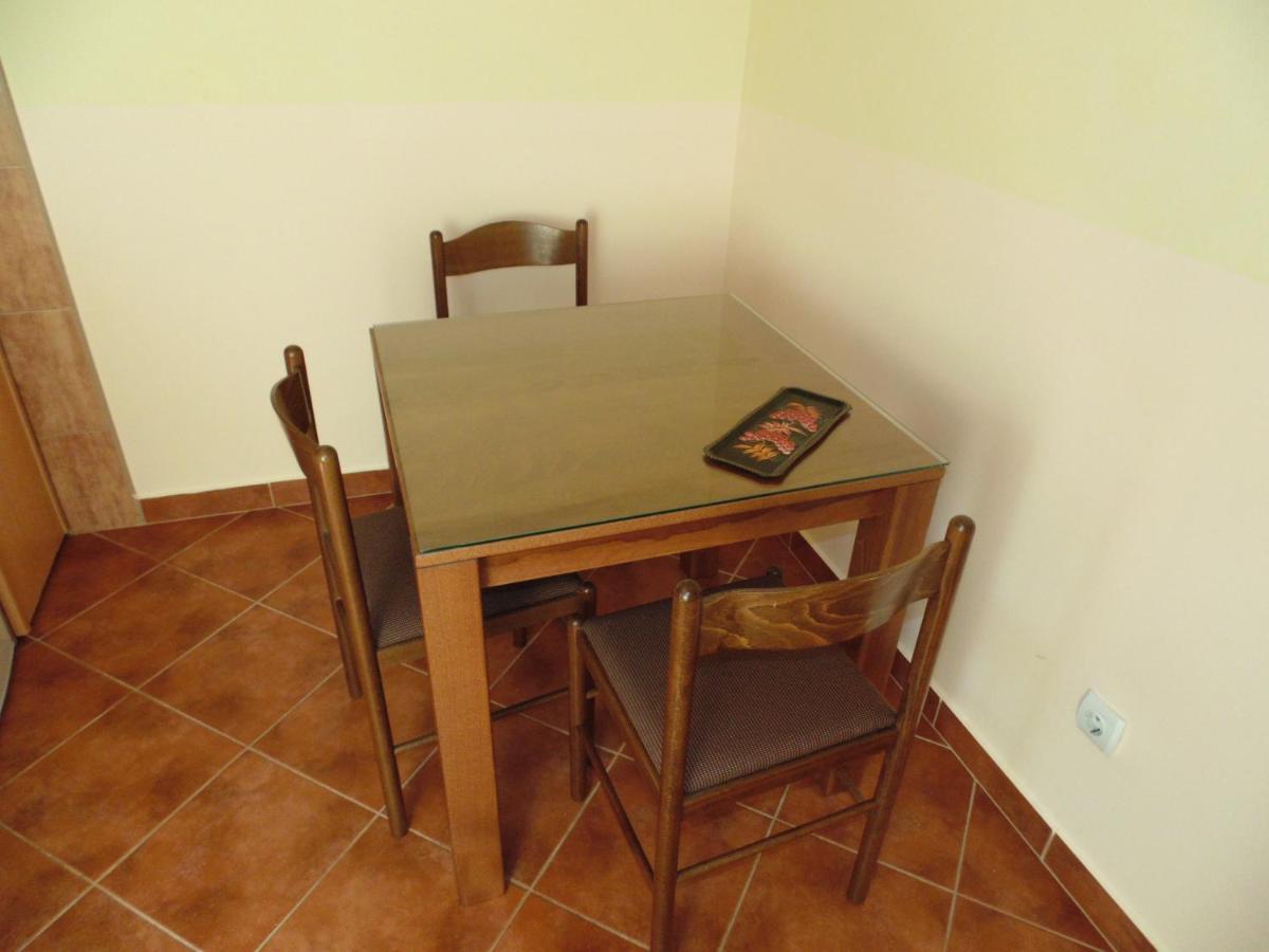 Apartments Macaso Bar Room photo